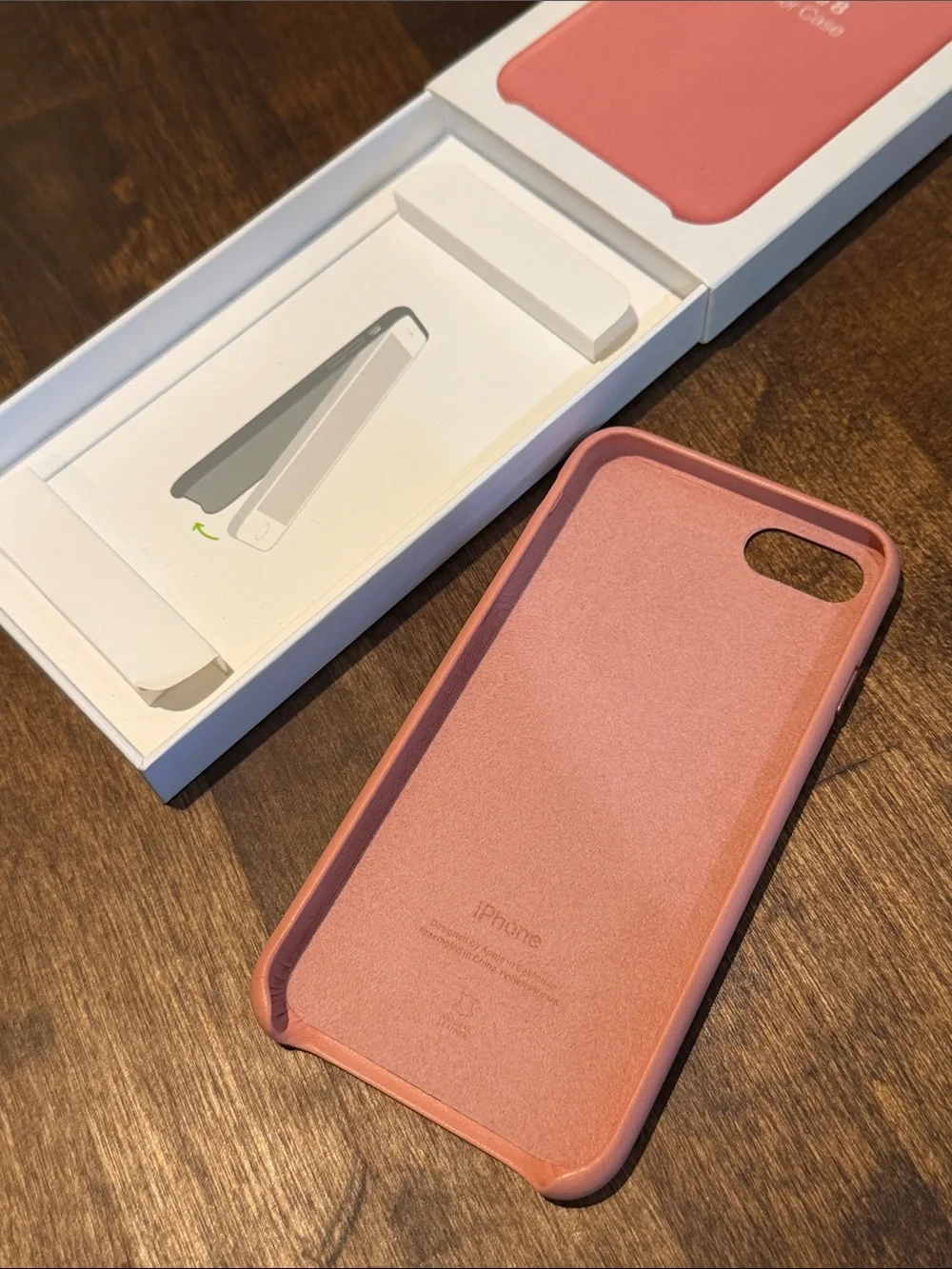 Apple iPhone 8 pink leather case NEW
